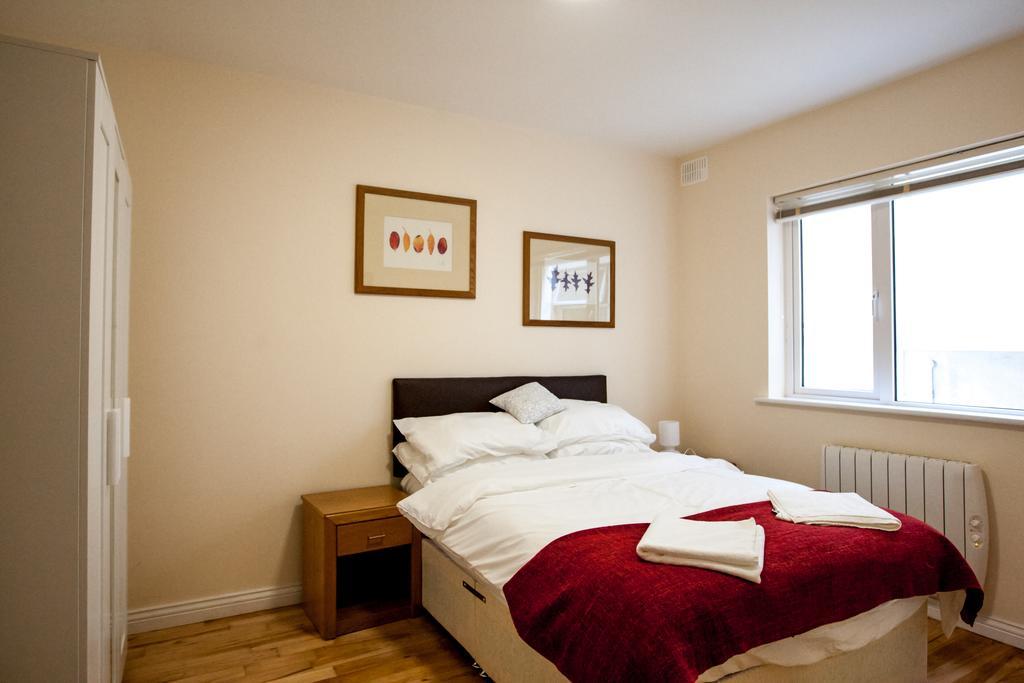 Dominick Street Apartments กัลเวย์ ภายนอก รูปภาพ