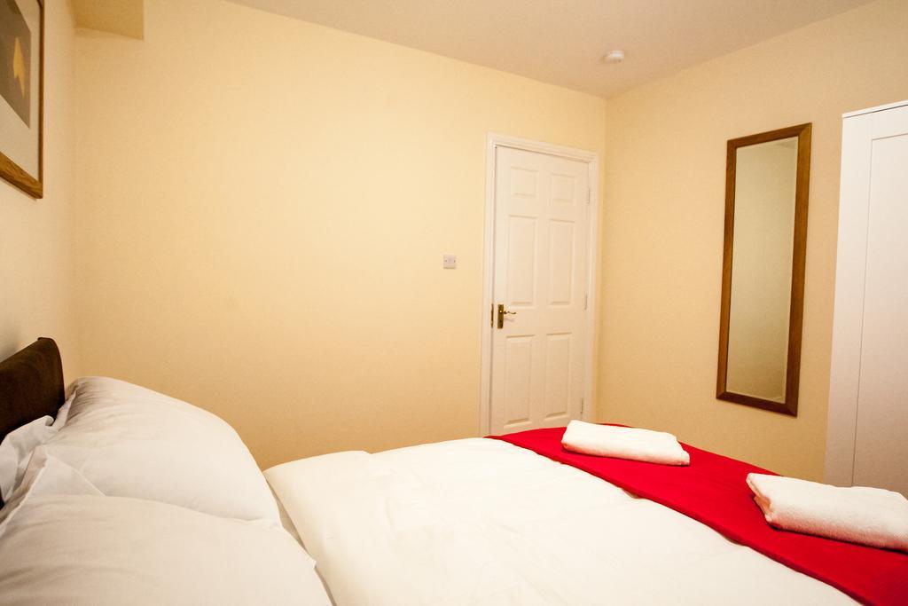 Dominick Street Apartments กัลเวย์ ภายนอก รูปภาพ
